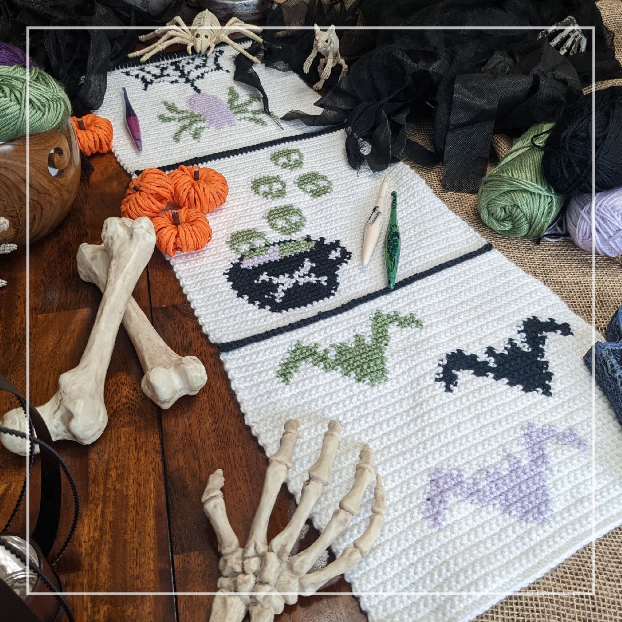 Free Crochet Pattern: Haunted Wall Hanging